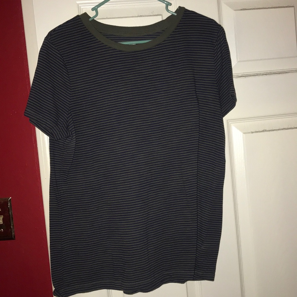 TARGET T-SHIRT